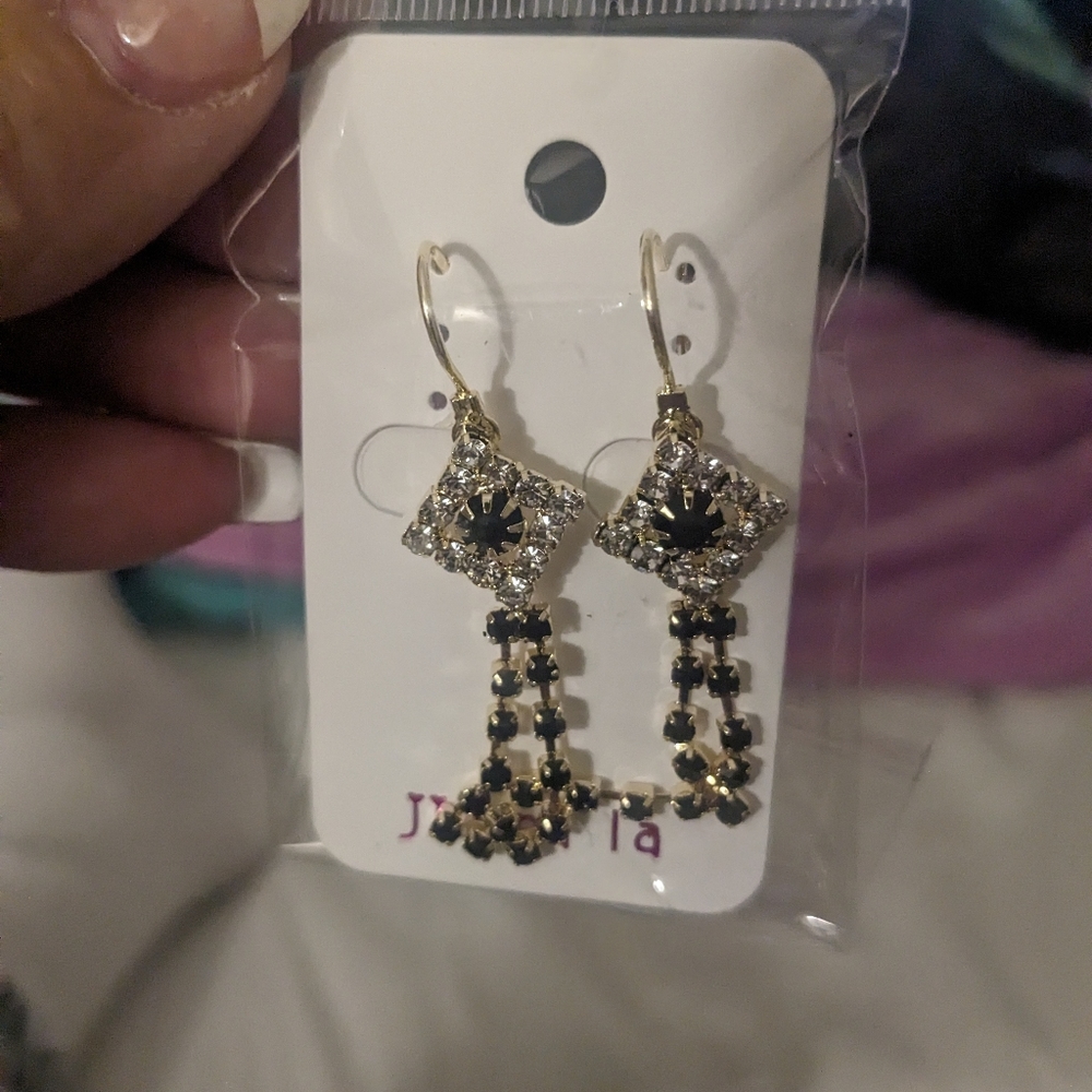Jin na la earrings